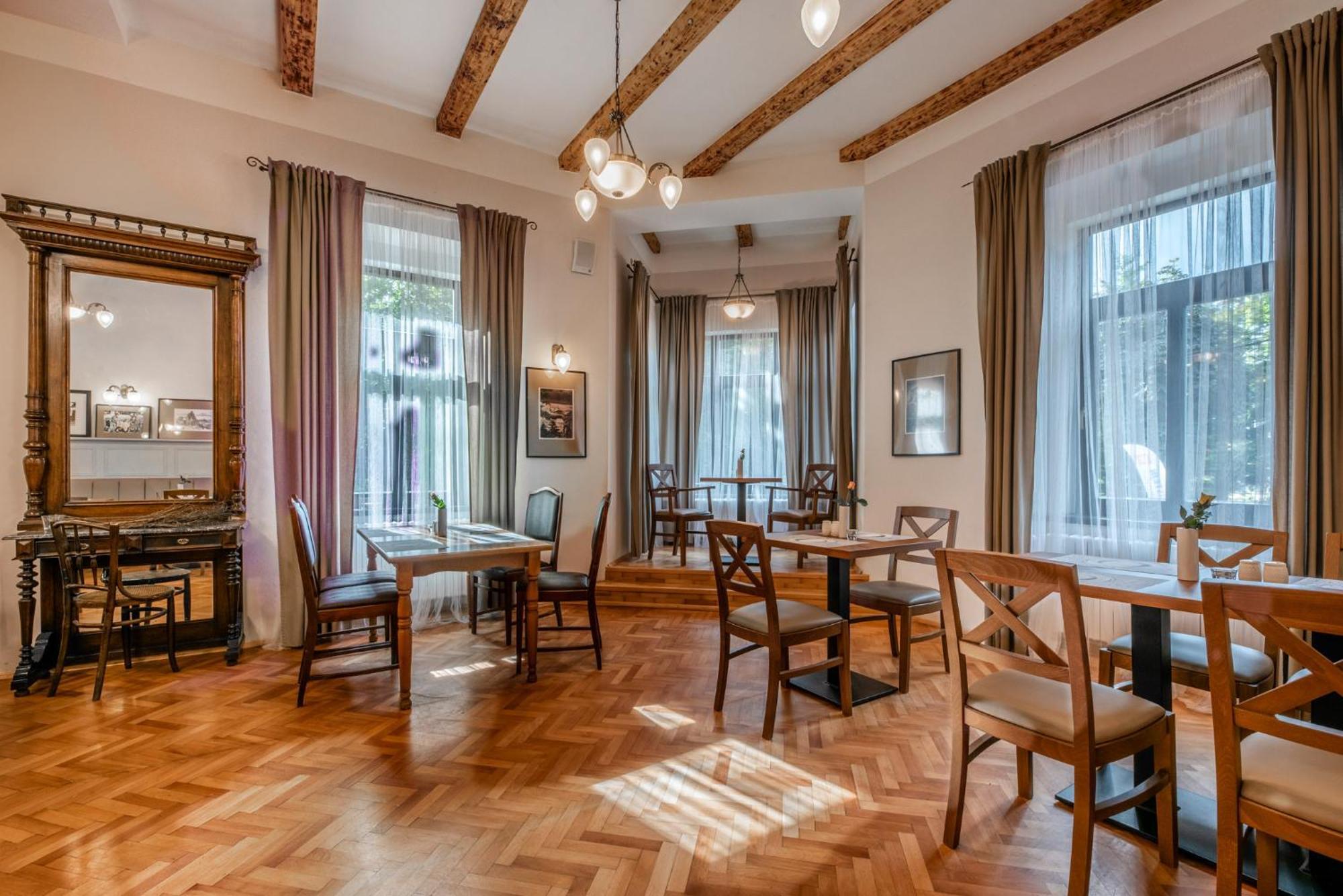 Hotel Svycarsky Dum Sneznik 외부 사진